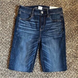 BRAND NEW American eagle jeans